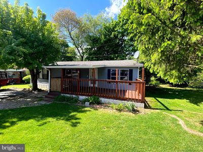 6 Londonderry Ct