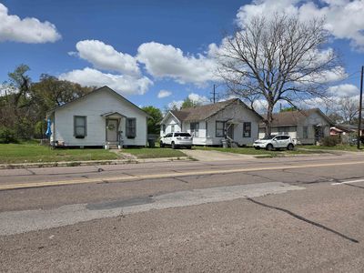 3330 Highland Ave