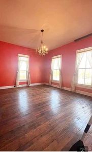 513 Mesopotamia St