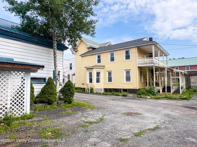 95 Main Street