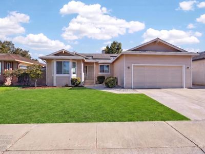 911 Toro Ln