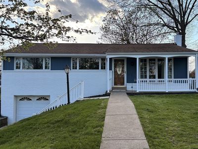 5384 Hacienda Dr