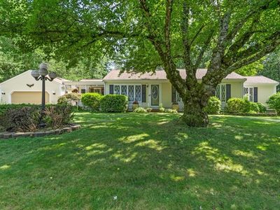 28 Lawrence Rd