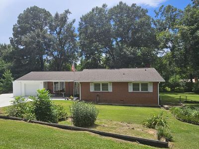 240 Rosemary Ln