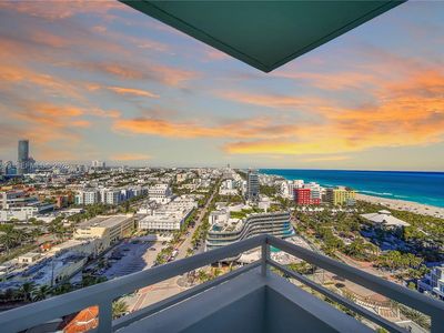 400 S Pointe Dr APT 2310