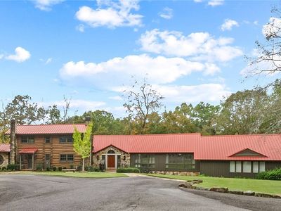 13317 Sharpes Lake Rd