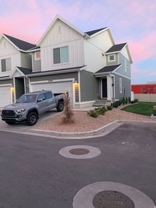 613 W 1520 S