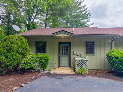 35A Mint Lake Ct W