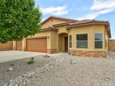 2105 Retama Ct SE