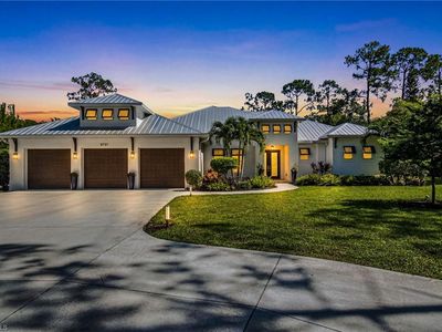 5737 Hidden Oaks LN