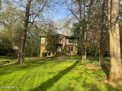 7607 Briarwood Dr