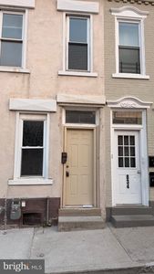 832 Chestnut St