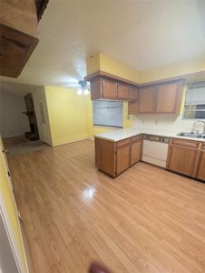 1301 Molina Ct