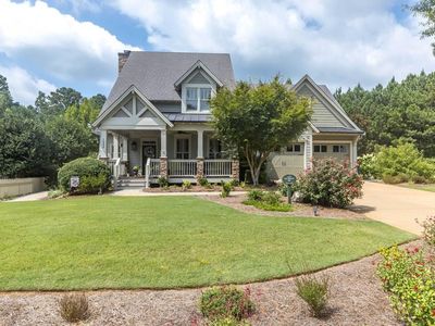 1032 Mountain View Way