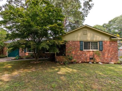 5 Barbour Dr