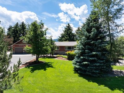 78 Hitching Post Rd