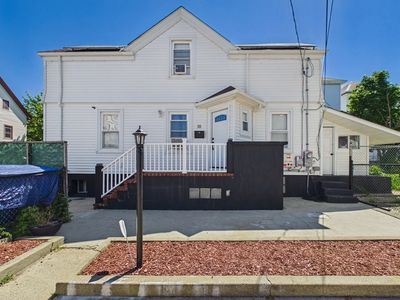 10 Ashley St