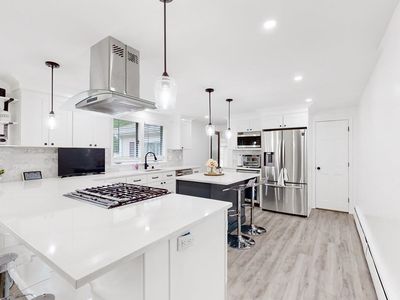 9 Gaywood Cir