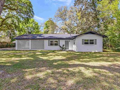 1905 N 60th Ave