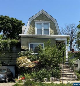 97-99 Mount Vernon Ave