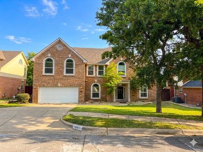 1081 Woodbriar Dr