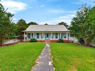 219B Pop Hill Rd