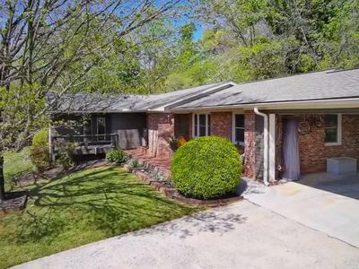 52 Briar Patch Rd