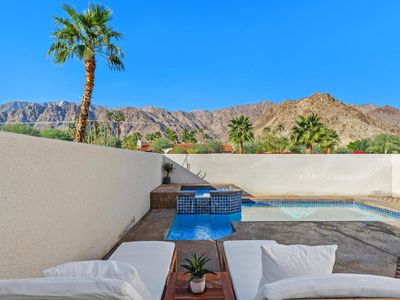 51220 Avenida Carranza