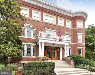 1202 East Capitol #1