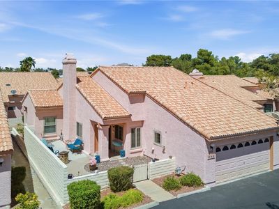 586 Cervantes Dr
