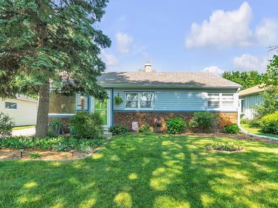 4577 North 101st STREET