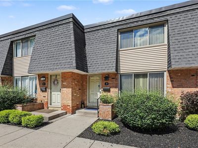 20 Penn Ln