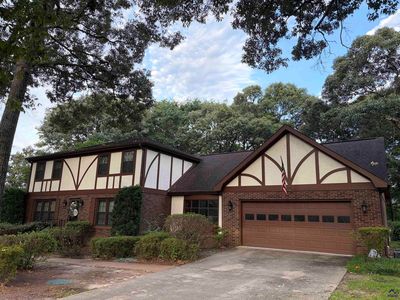 106 Fernwood Dr
