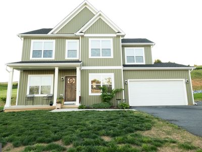 77 Banteen Dr