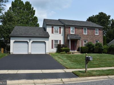 Property at 7 Forest Creek Dr, Hockessin, DE