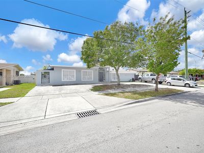 756 W 53rd St