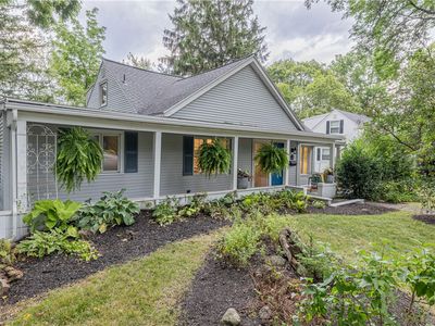 65 Newcrest Dr