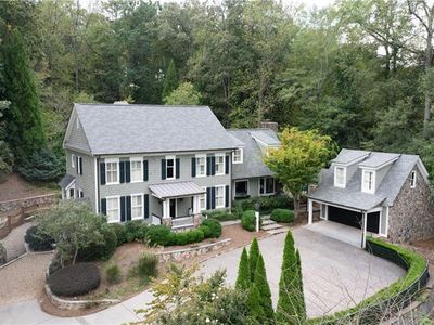 1765 Brandon Hall Dr