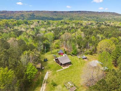 587 Cooper Rd