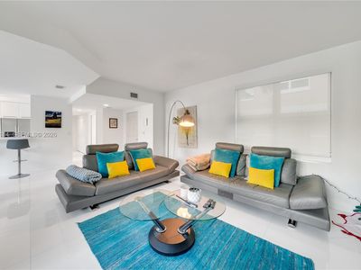 90 Alton Rd APT Th-1