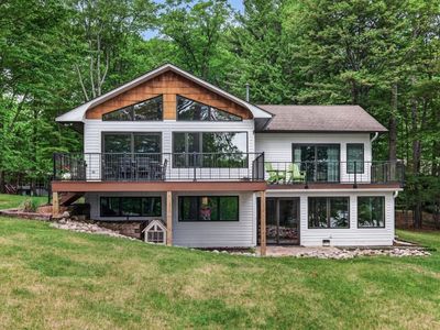 1468 Marsha Ln
