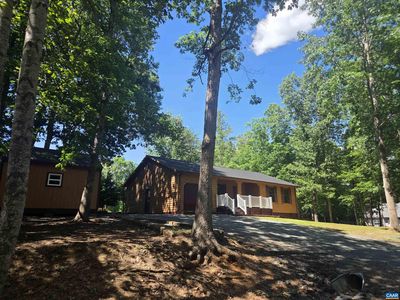 2 Ashton Rd