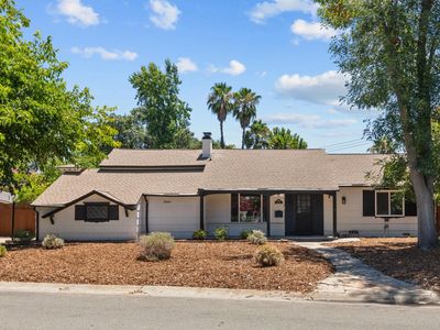 3004 Leta Ln