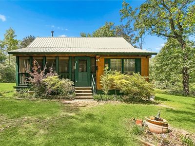 36098 Highway 1055