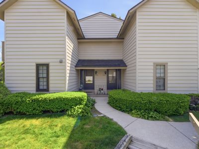 648 Mitchell Ct