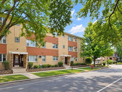 38 Elgin Ave APT B6