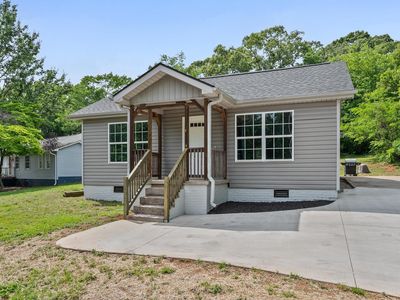 815 E Main St