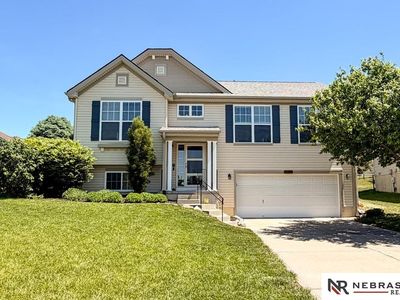 2301 Lakewood Dr