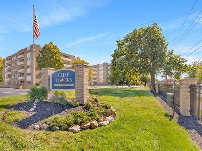 2159 Wooster Rd #17