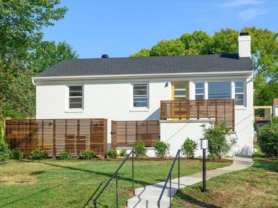 1007 Saint Clair Ave